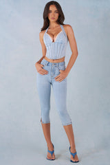 Mid-Rise Denim Capri Jeans in Light Denim