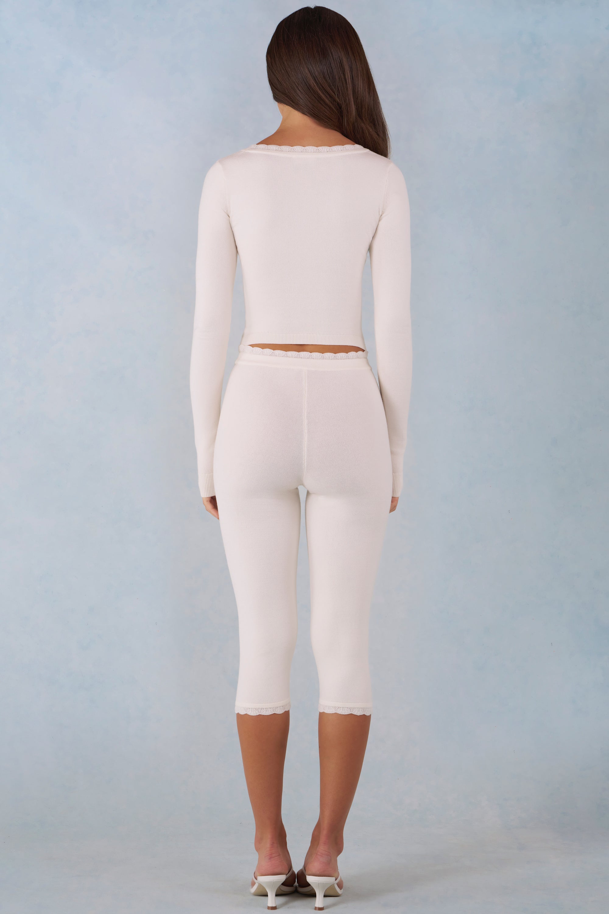 Knit Mid-Rise Capri Trousers in Ivory