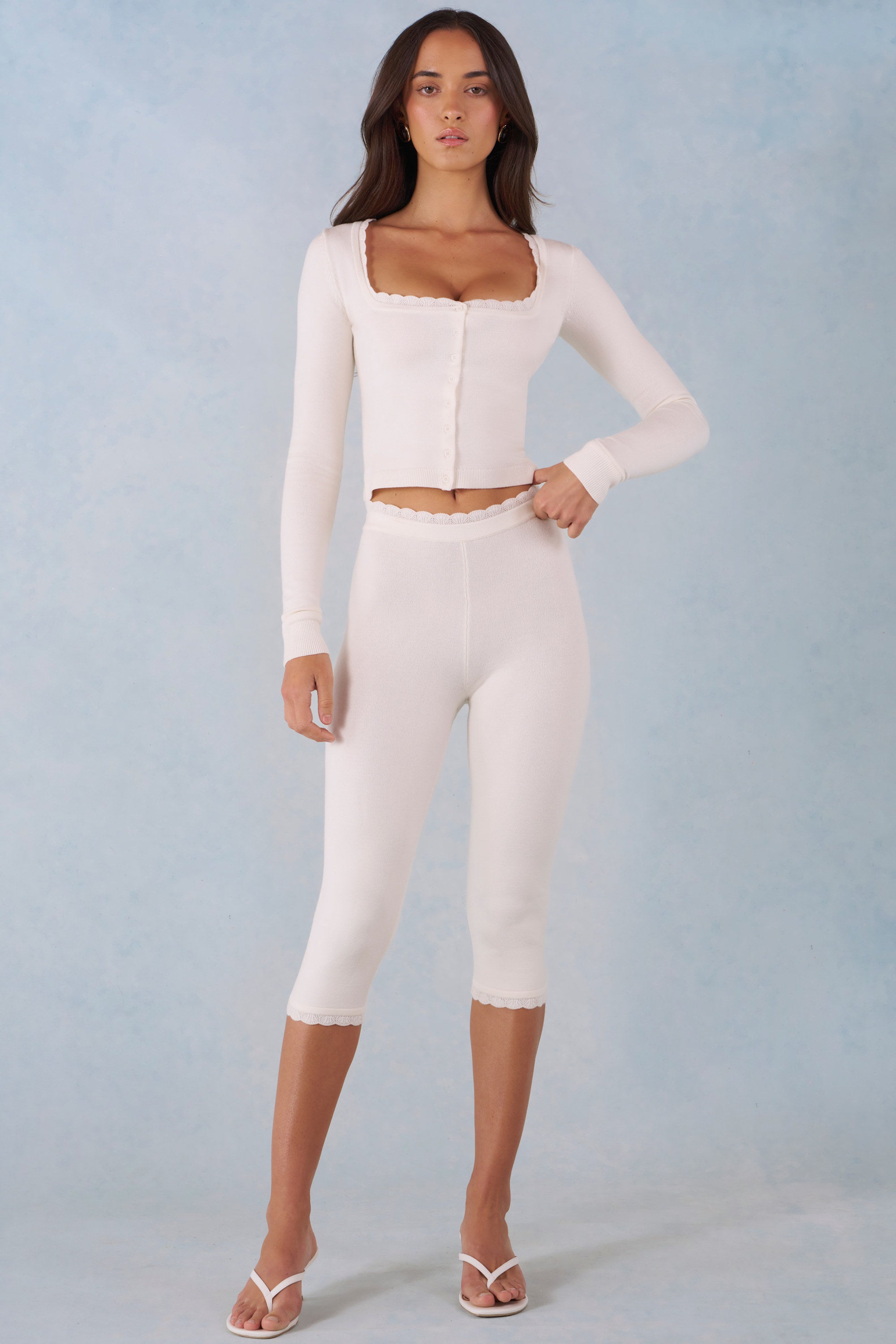 Knit Mid-Rise Capri Trousers in Ivory