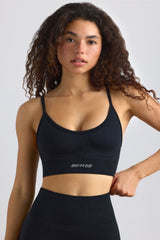 Super Sculpt Seamless Scoop-Neck Sports Bra in Black