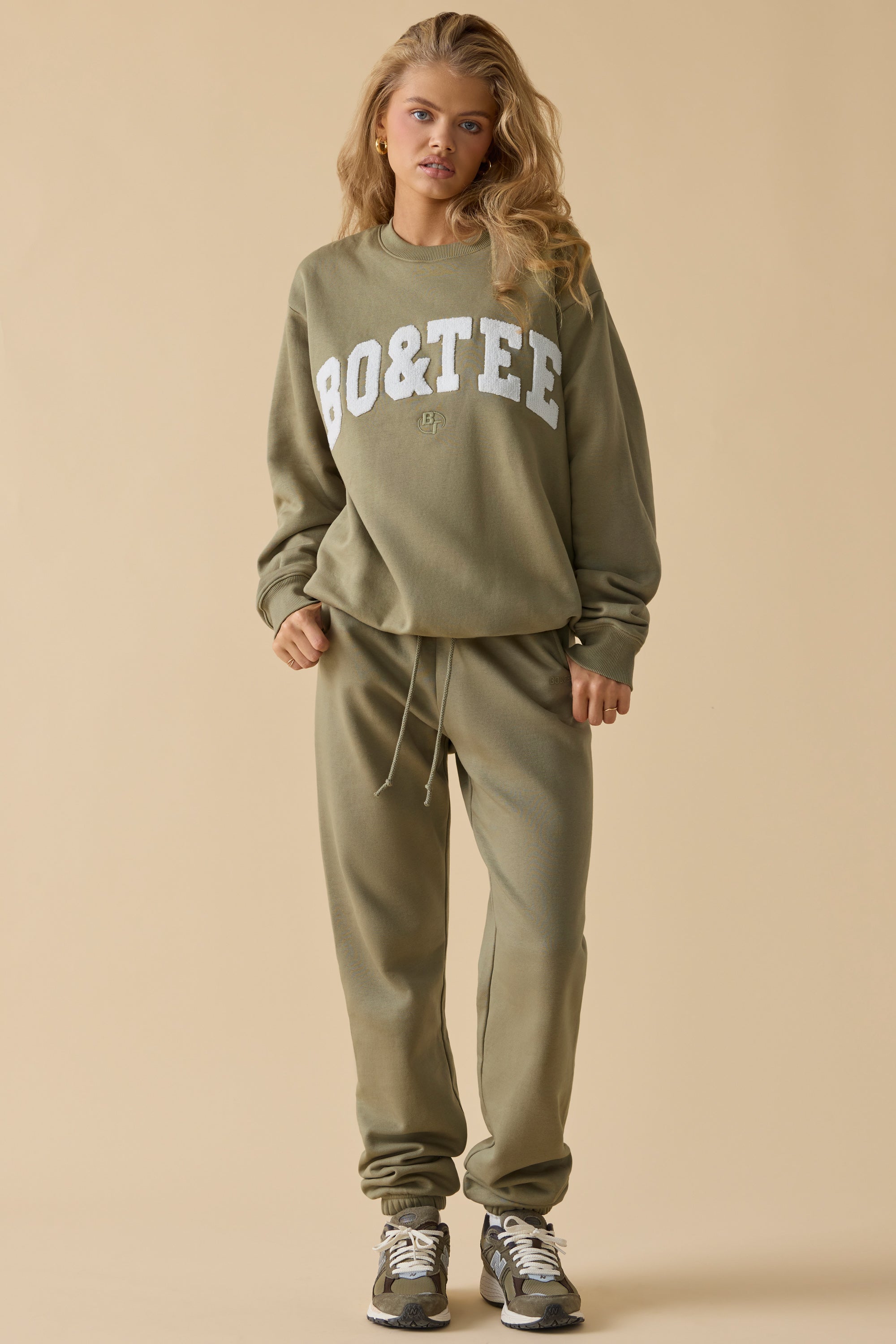 Cotton Fleece Mid-Rise Joggers in Khaki Green