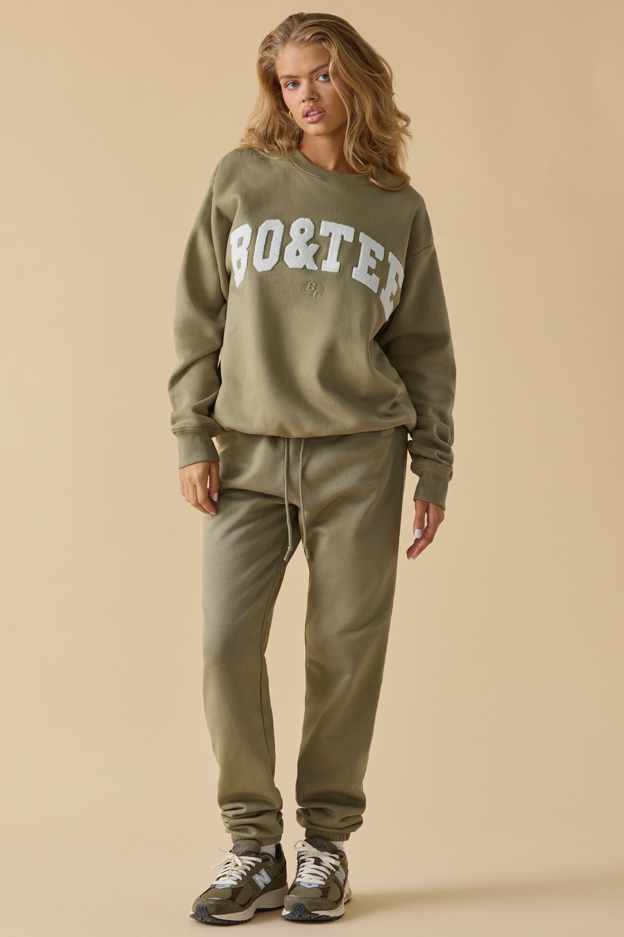 Cotton Fleece Mid-Rise Joggers in Khaki Green